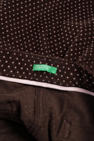 Детски къс панталон United Colors Of Benetton, Размер 12-13y/ 158-164 см, Цвят Кафяв, Цена 5,60 лв.