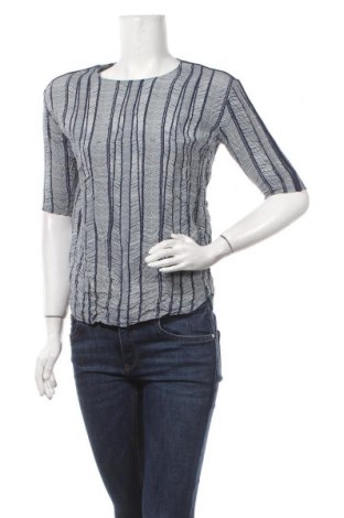 Γυναικεία μπλούζα Just Female, Μέγεθος XS, Χρώμα Μπλέ, Πολυαμίδη, Τιμή 5,68 €