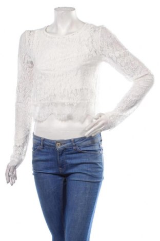 Γυναικεία μπλούζα Fb Sister, Μέγεθος M, Χρώμα Λευκό, 90% πολυαμίδη, 10% ελαστάνη, Τιμή 21,65 €
