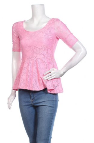 Γυναικεία μπλούζα Gina Tricot, Μέγεθος S, Χρώμα Ρόζ , 95% πολυεστέρας, 5% ελαστάνη, Τιμή 23,51 €