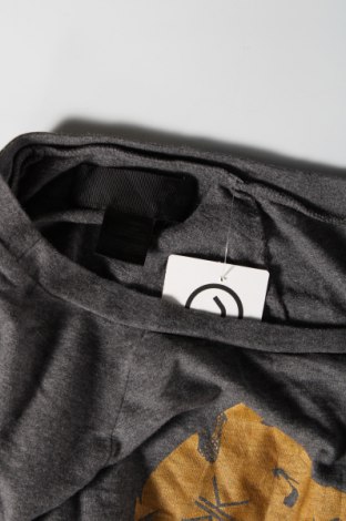 Damen Shirt Kardashian Kollection, Größe XS, Farbe Grau, Preis € 1,71