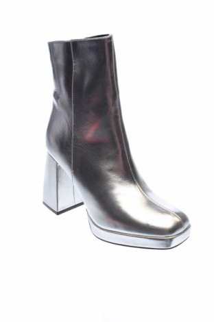 Damen Stiefeletten Steve Madden, Größe 41, Farbe Silber, Preis € 84,54