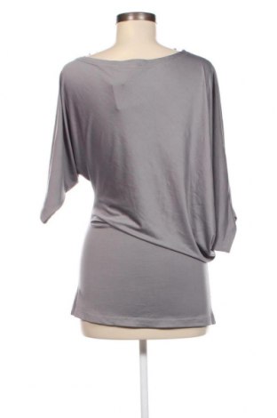Γυναικεία μπλούζα BATIK, Μέγεθος S, Χρώμα Γκρί, Τιμή 3,06 €