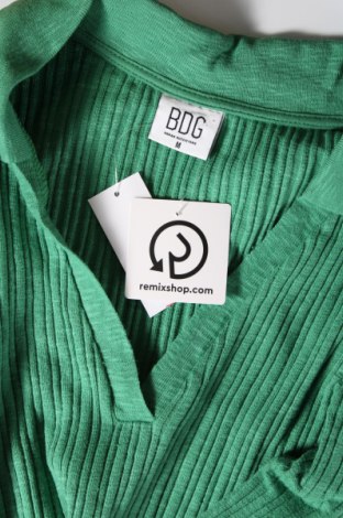 Γυναικεία μπλούζα BDG, Μέγεθος M, Χρώμα Πράσινο, Τιμή 8,16 €