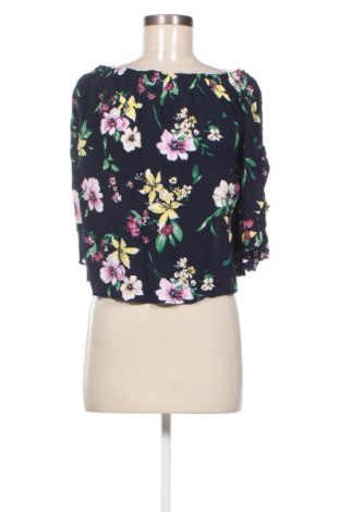 Damen Shirt Bershka, Größe S, Farbe Mehrfarbig, Preis 3,11 €