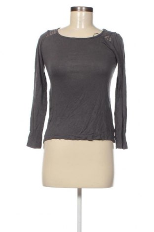 Дамска блуза Camaieu, Размер XS, Цвят Сив, Цена 3,99 лв.