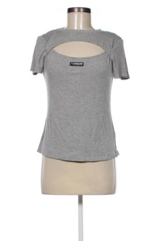 Γυναικεία μπλούζα DAZY, Μέγεθος M, Χρώμα Γκρί, Τιμή 3,06 €