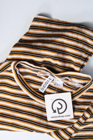Damen Shirt H&M Divided, Größe S, Farbe Mehrfarbig, Preis 2,64 €