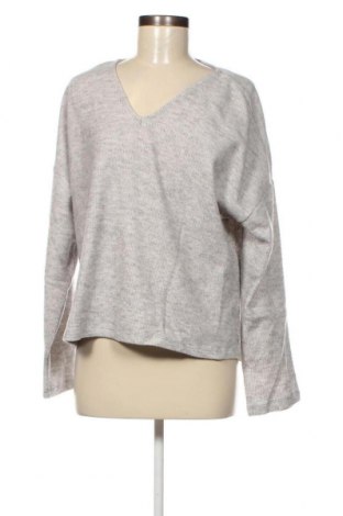 Γυναικεία μπλούζα Pieces, Μέγεθος L, Χρώμα Γκρί, Τιμή 8,45 €