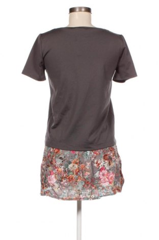 Γυναικεία μπλούζα Pull&Bear, Μέγεθος S, Χρώμα Γκρί, Τιμή 3,06 €