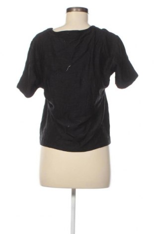 Γυναικεία μπλούζα Un Jour Ailleurs, Μέγεθος L, Χρώμα Μαύρο, Τιμή 2,97 €