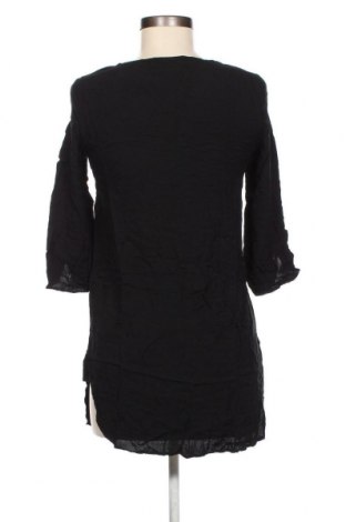 Дамска блуза Vero Moda, Размер XS, Цвят Черен, Цена 4,65 лв.