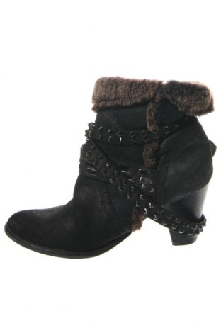 Dámské boty  Bronx, Velikost 36, Barva Černá, Cena  578,00 Kč
