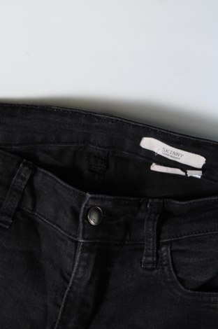 Dámske džínsy , Veľkosť M, Farba Čierna, Cena  4,11 €