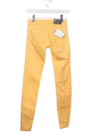 Damen Jeans Bershka, Größe XXS, Farbe Gelb, Preis 21,77 €