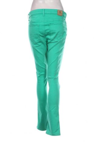 Damen Jeans Bogner Jeans, Größe M, Farbe Grün, Preis 12,28 €