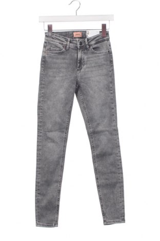 Damskie jeansy ONLY, Rozmiar XS, Kolor Szary, Cena 38,99 zł