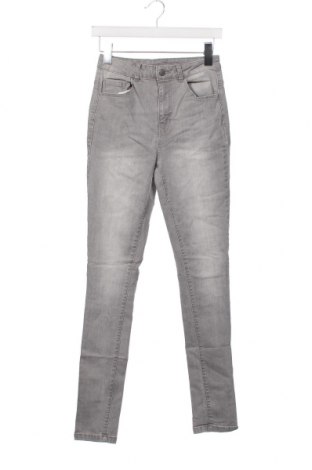 Dámske džínsy  Pieces, Veľkosť S, Farba Modrá, Cena  3,40 €