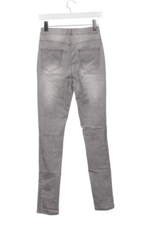 Dámske džínsy  Pieces, Veľkosť S, Farba Modrá, Cena  3,27 €