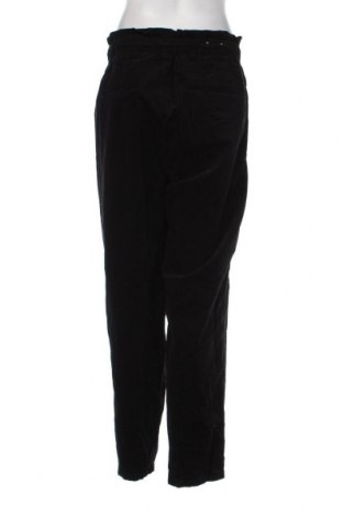 Дамски джинси S.Oliver, Размер XL, Цвят Черен, Цена 17,40 лв.