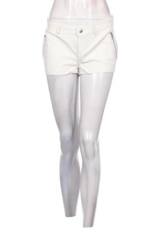 Дамски къс кожен панталон Rut & Circle, Размер S, Цвят Бял, Цена 24,00 лв.
