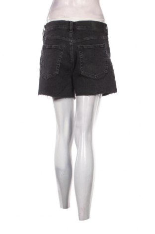 Γυναικείο κοντό παντελόνι BDG, Μέγεθος M, Χρώμα Γκρί, Τιμή 6,31 €