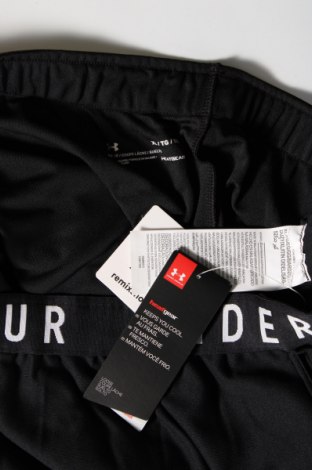 Γυναικείο κοντό παντελόνι Under Armour, Μέγεθος XL, Χρώμα Μαύρο, Τιμή 34,51 €