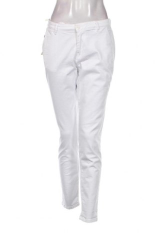 Дамски панталон Le Temps Des Cerises, Размер M, Цвят Бял, Цена 16,53 лв.