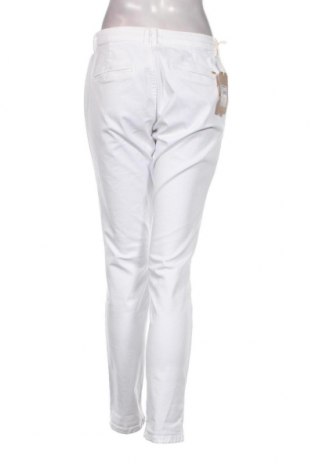 Дамски панталон Le Temps Des Cerises, Размер M, Цвят Бял, Цена 28,71 лв.