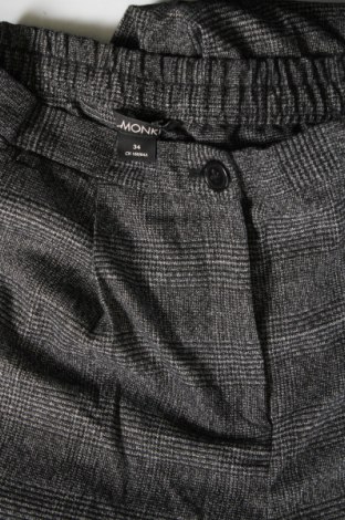 Дамски панталон Monki, Размер XS, Цвят Сив, Цена 6,30 лв.