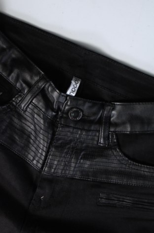 Γυναικείο παντελόνι Moodo, Μέγεθος S, Χρώμα Μαύρο, Τιμή 8,52 €