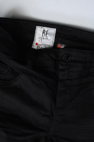Дамски панталон Street One, Размер XS, Цвят Черен, Цена 16,53 лв.