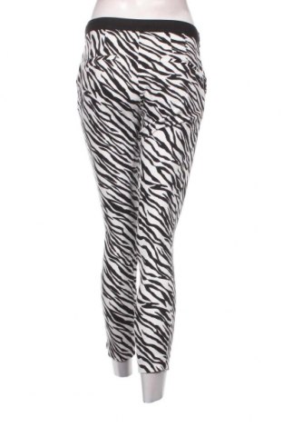 Pantaloni de femei Zara, Mărime S, Culoare Alb, Preț 51,00 Lei