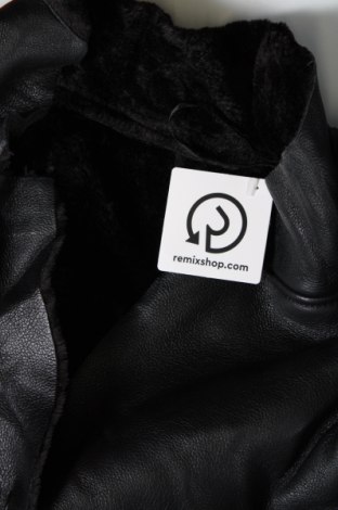 Dámska kožená bunda , Veľkosť L, Farba Čierna, Cena  5,61 €
