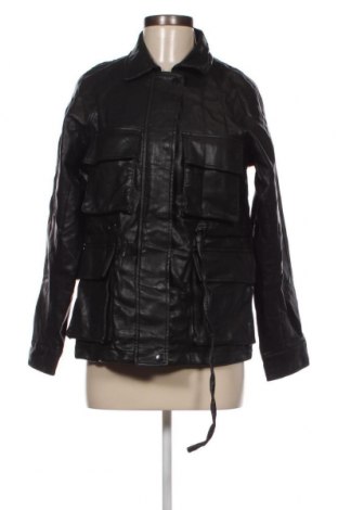 Дамско кожено яке Pull&Bear, Размер XS, Цвят Черен, Цена 11,76 лв.