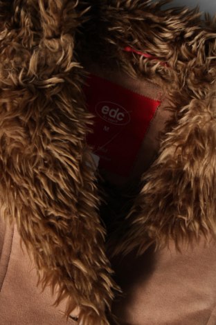 Дамско палто Edc By Esprit, Размер M, Цвят Кафяв, Цена 31,15 лв.