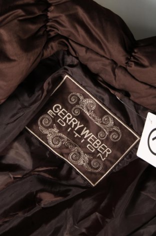 Γυναικείο μπουφάν Gerry Weber, Μέγεθος M, Χρώμα Καφέ, Τιμή 15,92 €