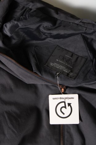 Γυναικείο μπουφάν ONLY, Μέγεθος M, Χρώμα Γκρί, Τιμή 11,30 €