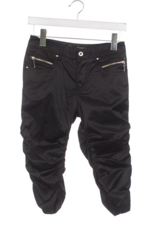 Dětské krátké kalhoty , Velikost 12-13y/ 158-164 cm, Barva Černá, Cena  48,00 Kč