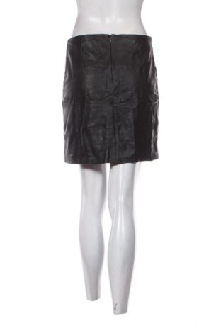 Kožená sukňa  Promod, Veľkosť M, Farba Čierna, Cena  2,47 €