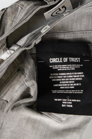 Pánske džínsy  Circle of  Trust, Veľkosť M, Farba Sivá, Cena  16,43 €