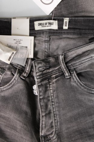 Herren Jeans Circle of  Trust, Größe M, Farbe Grau, Preis 28,01 €