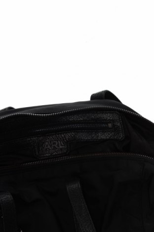 Пътна чанта Karl Lagerfeld, Цвят Черен, Цена 229,00 лв.