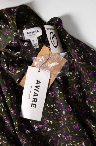 Kleid Aware by Vero Moda, Größe S, Farbe Mehrfarbig, Preis € 8,63
