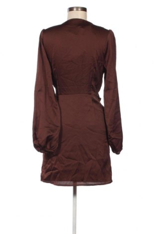 Φόρεμα Gina Tricot, Μέγεθος S, Χρώμα Καφέ, Τιμή 9,47 €