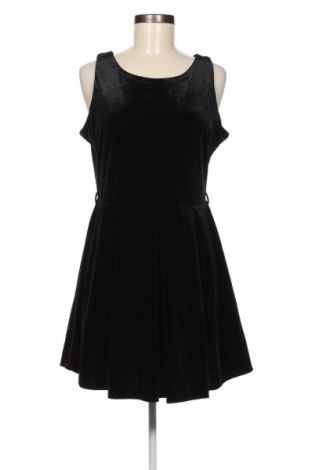 Kleid Glamorous, Größe L, Farbe Schwarz, Preis 7,89 €