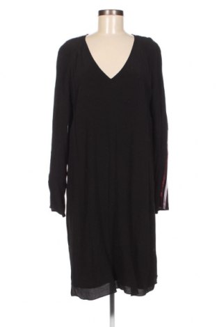 Kleid Maison Scotch, Größe M, Farbe Schwarz, Preis € 27,03