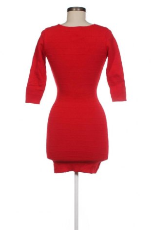 Šaty  Mango, Veľkosť XS, Farba Červená, Cena  3,45 €