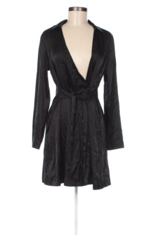 Kleid Monki, Größe S, Farbe Schwarz, Preis 6,32 €