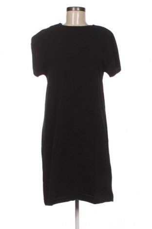 Šaty  Moodo, Velikost M, Barva Černá, Cena  1 478,00 Kč